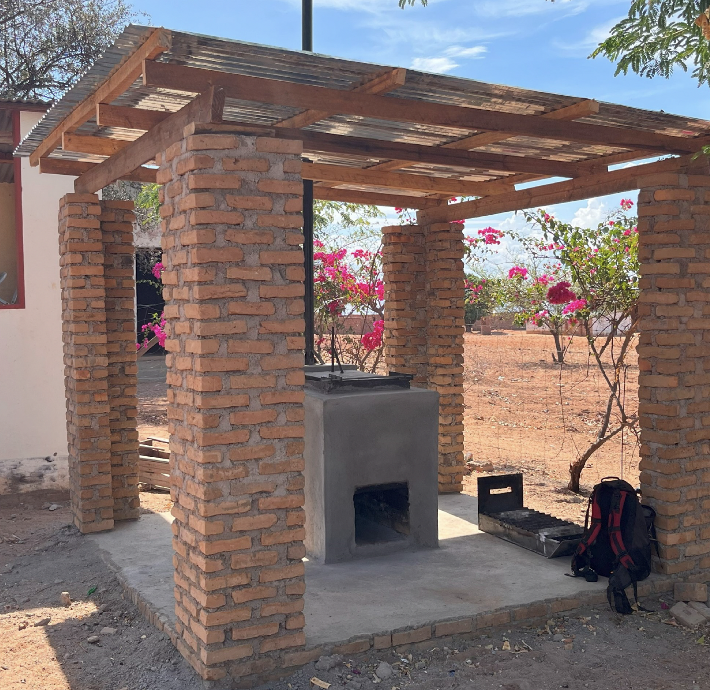 Development of a Low-Cost Incinerator in Cape Maclear, Malawi